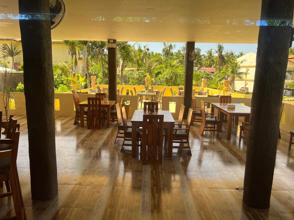 Cabilao Sunset Dive & Beach Resort Loon Extérieur photo
