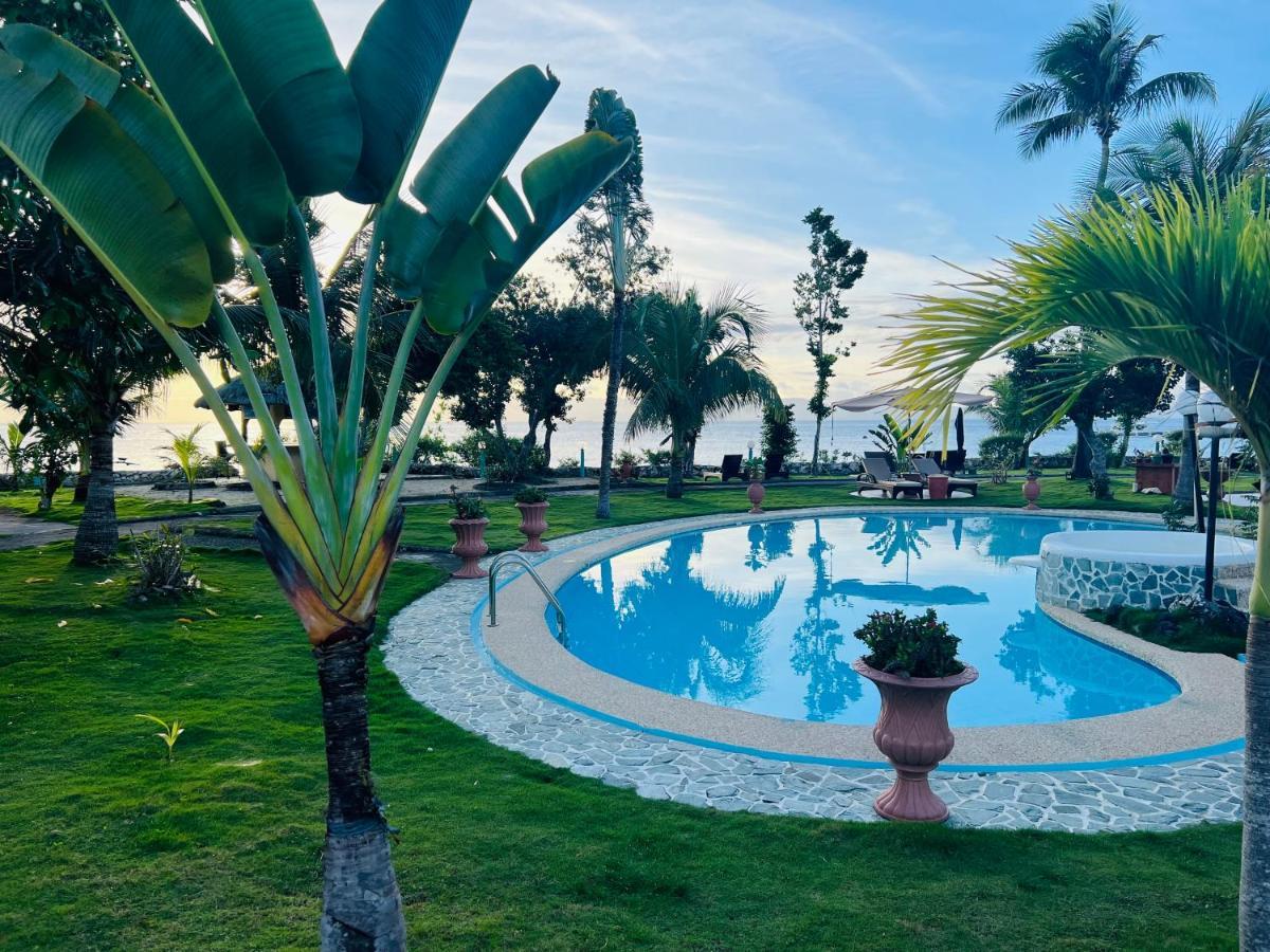 Cabilao Sunset Dive & Beach Resort Loon Extérieur photo