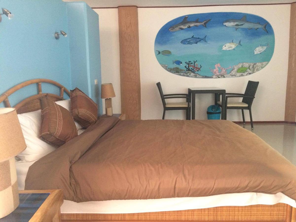 Cabilao Sunset Dive & Beach Resort Loon Extérieur photo