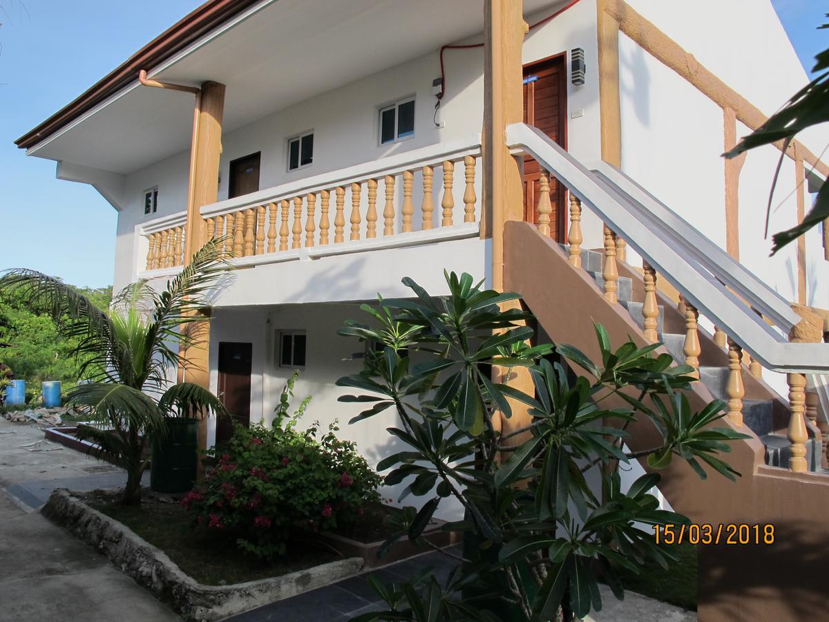Cabilao Sunset Dive & Beach Resort Loon Extérieur photo
