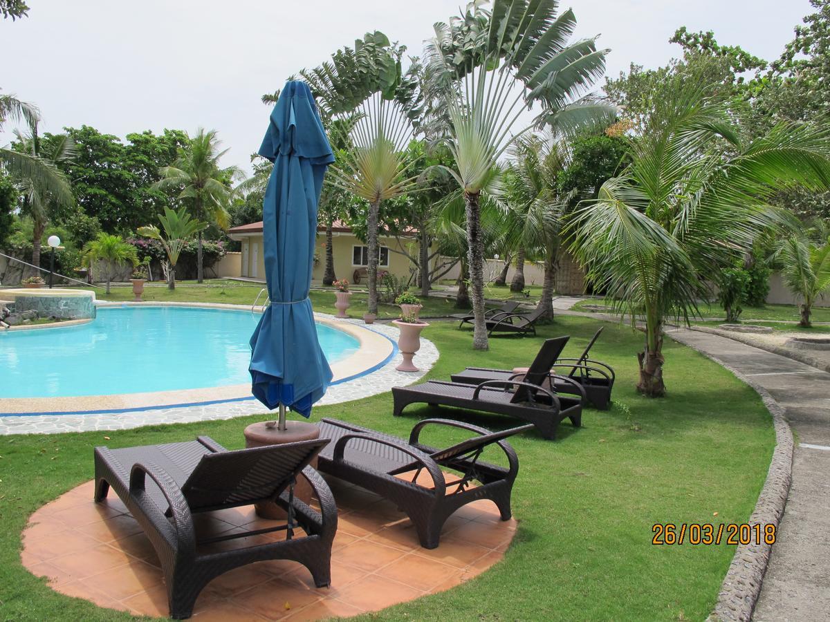 Cabilao Sunset Dive & Beach Resort Loon Extérieur photo
